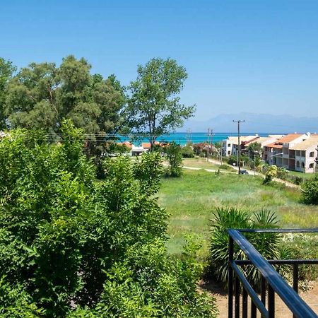 אצ'ארבי Fotios Roof Apartment מראה חיצוני תמונה
